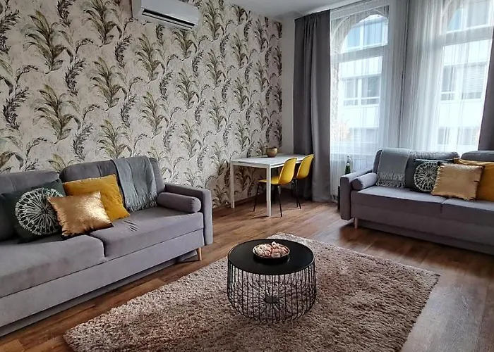 Pina Colada Apartment In The Party District